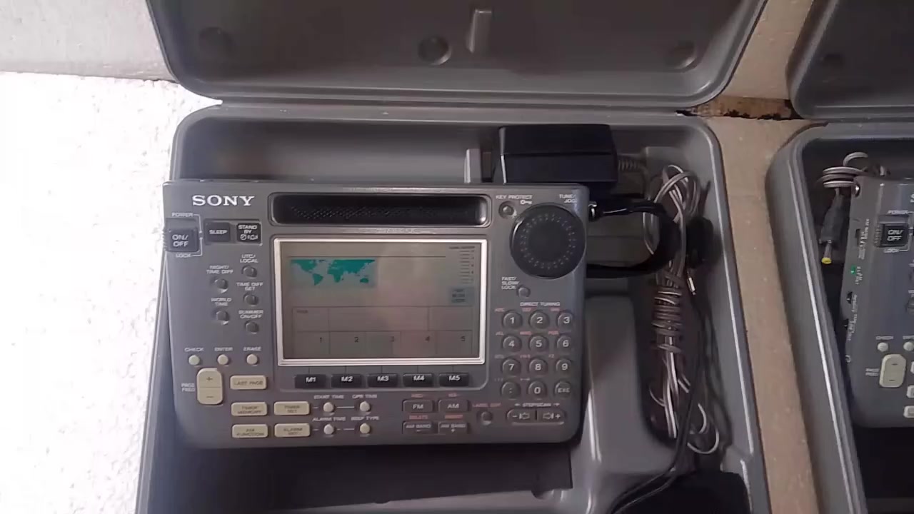 جهاز للبيع والاستفسار على خاص او هذا رقمي موجود ***********
