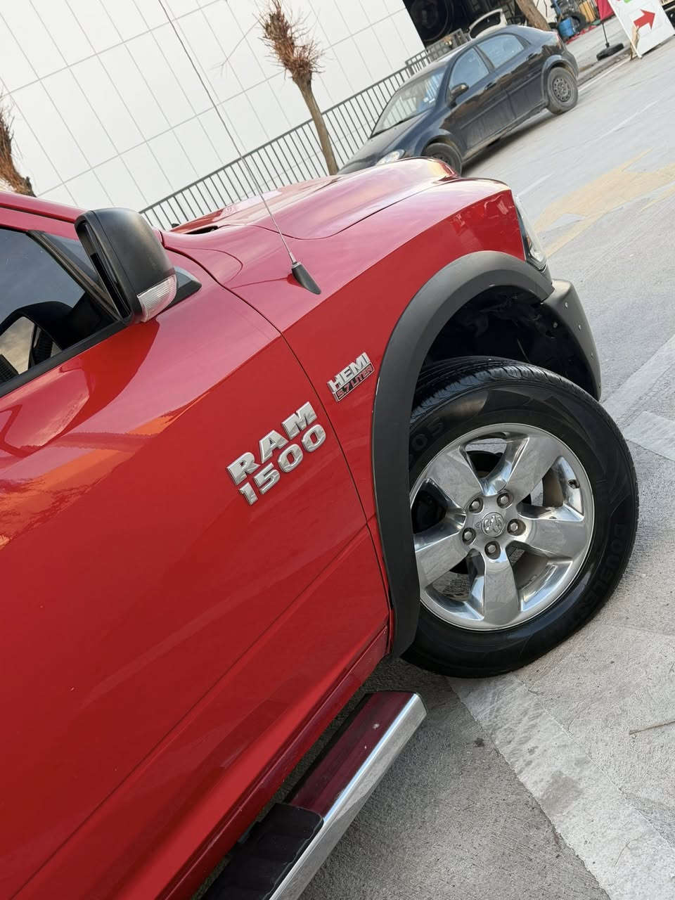 بسم  الله الرحمن الرحيم  

🔷  دوج رام بيگورن    2017   كلين تايتل   فول فول مواسفات

🔥  باب  طويل  بودى قصير   👍👍👍  مرغوب 👍👍👍

🔷 سياره  جاهزه من كلشى   شرط   مية بل مية  بدون نقص

🔷 ماشى    48   الف كيلومتر  

🔷 حجم محريك    5.7   سلندر    V8    ✈️✈️✈️✈️

🔷 مواسفات   معروفه   فولل  فول
{ داخل مشمشي .. فتحه .. جلد .. شاشة كبير .. فور ويل 
.. گير ڤوليوم .. ستيرن هيتر .. كوشنات هيتر .. كاميرا
.. حساس خلفي و امامى .. ڤوليوم .. بلاجكتور }

🔷   سعر  سياره      210   💵

🔷   مكان   سياره     سليمانية  🌇

🔷  تلفون               ***********  ☎️
