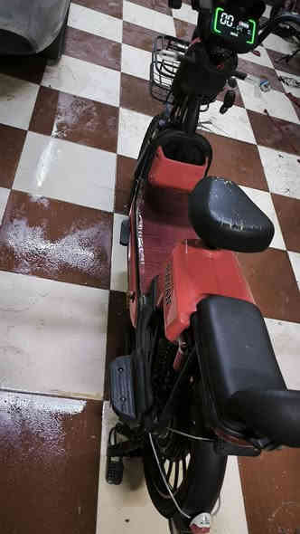 سلام عليكم دراجه شحن (ريان ) دراجه كامله ما ناقصه ولا حبه دراجه جديده بصمه سويج تشغيل عن بعد 5بطاريات سعره 300 بيه مجال مكاني البصره شط لعرب لجزيره ***********
