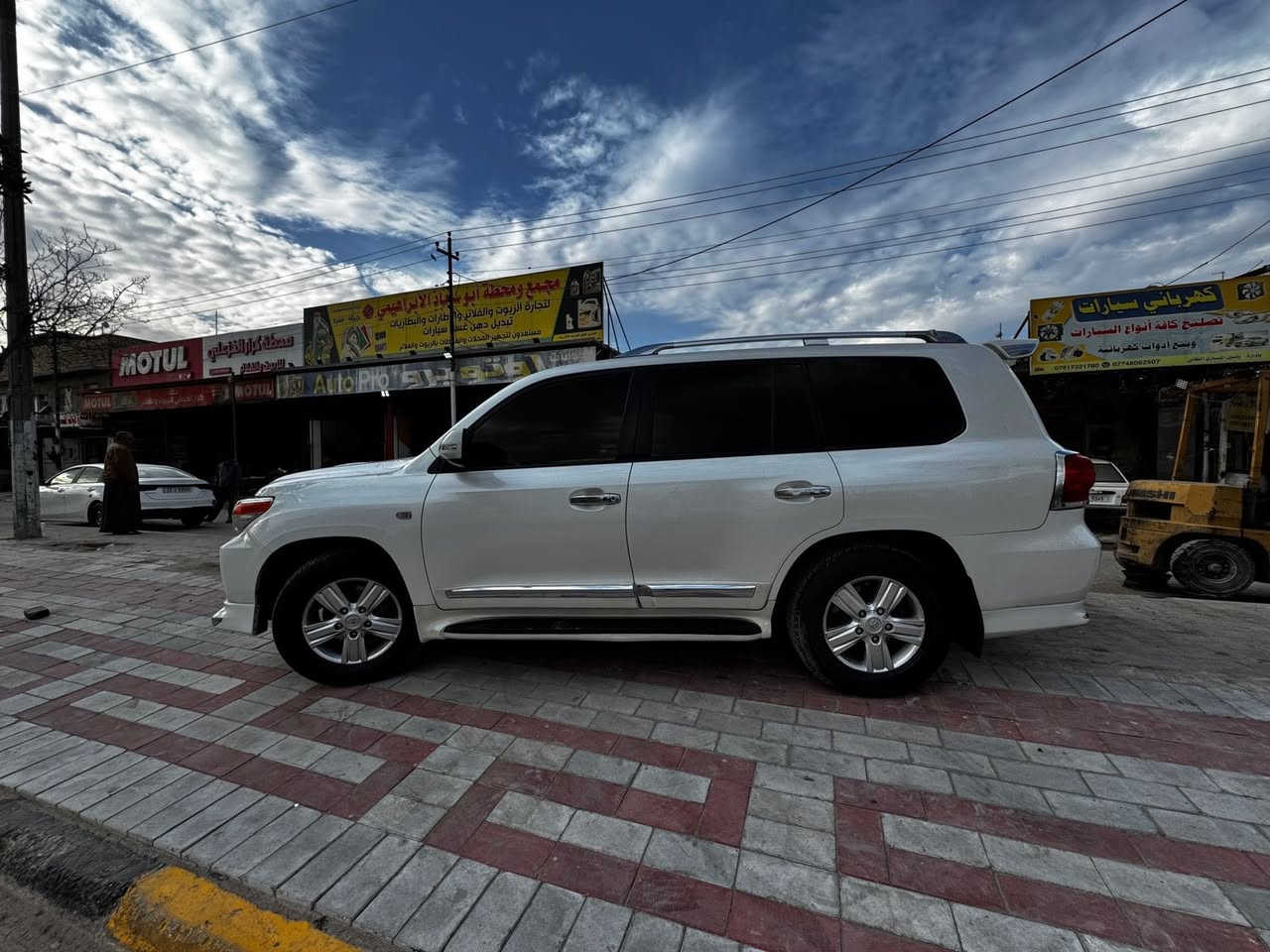 2009كفاله عامه من صبغ وتبديل وبارد 
بيه بس اثر بالبنيد مال فابلون قديم رقم بغداد
مكانه نجف *********** 
سعره 290 مع المجال
