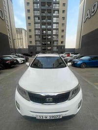 سورنتو ٢٠١٥ خليجي  رقم بغداد السياره  كفاله عامه بيها فقط نص باب صبغ ا...