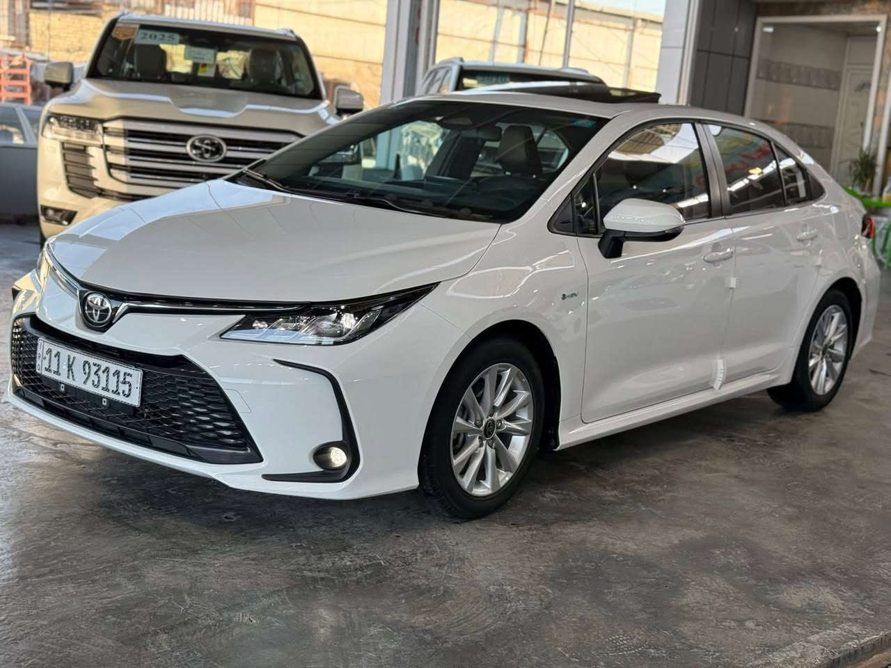 يا الله
***********

كورلا شكل الخليجي هايبرد

موديل 2025 

ماشية 25 الف 

مكفولة من كلشي 

عدا 4 اصابع بالبنيد موضحه بالصورة

سعر 155$ مجالها حك جيه شي قليل جدا

مكان سيارة بغداد السيدية
