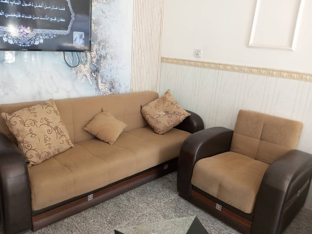 سلام عليكم سبلت توسوت 3طن والثاني ديلوكس2ونص طن كنتوريات توسوت2طن غاز 410 مشدودات بلبيت تفحص وتقتنق وجيب مصلح اذا كال بيهن شي تاخذهن بلاش وتخم 10مقاعد تركي سبرنك مو اسفنج  مستعجل عله لبيع عنوان النجف ***********بي وتساب
