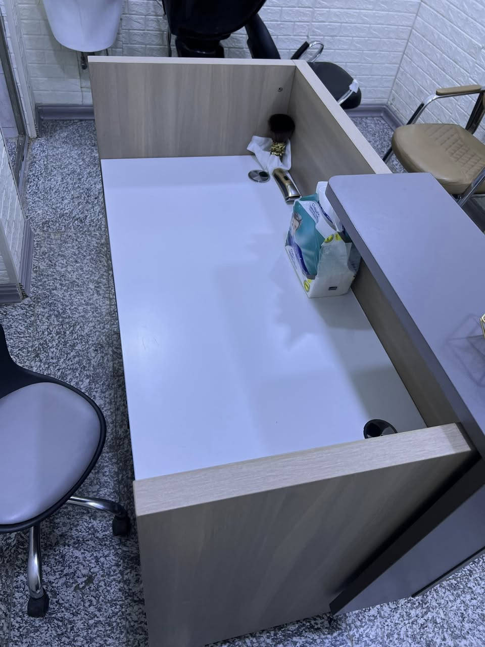 ميز رسبشن مع كرسي مستعمل للبيع نظيف كلش السعر 150 الف للتواصل 0771282444


**إذا كنت صاحب هذا الإعلان وتريد حذفه لأي سبب، رجاءا أرسل رسالة إلى الدعم الفني**