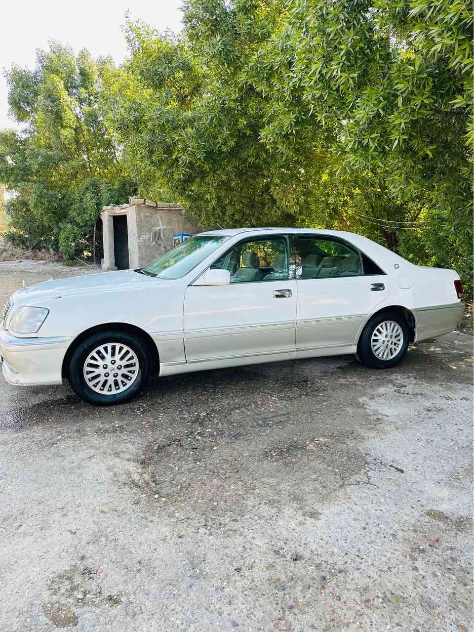 ملكه گصه قماره والباقي كفاله
رقم بغداد انكليزي السعر117 وبيه مجال باسمي

0781 180 2615

*********** ديوانية, القادسية
