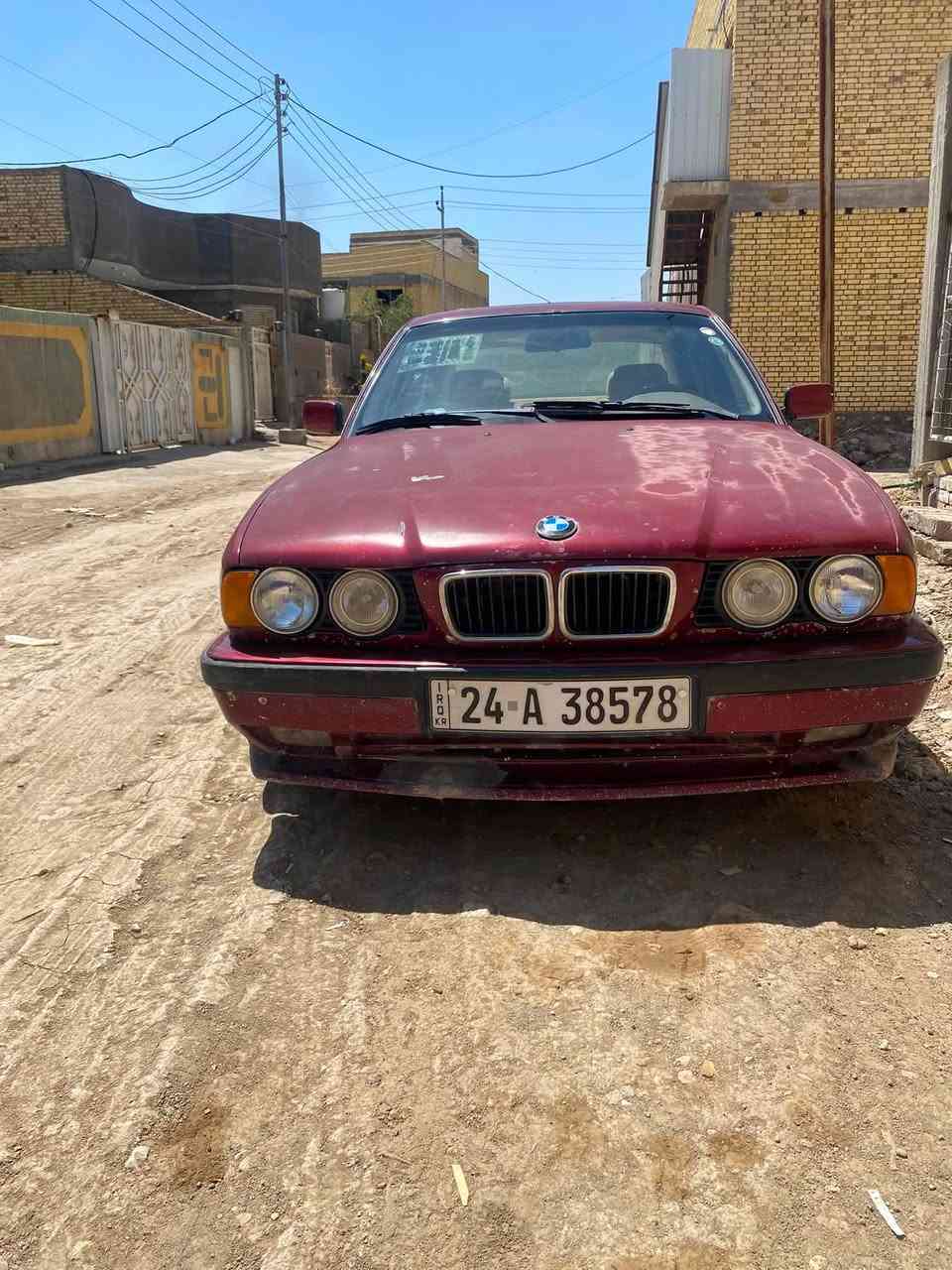 السلام عليكم
للبيع BMW موديل  ٩٣  الفئه 525 أصل 

رقم دهوك  دولي تحويل ثاني يوم 

محرك جديد 

صدر جديد 

كير —- خربطة بالنمر (عطل)

تخم تاير جديد 

بجم عريض 

 كهربائيات السياره كلها شغاله 

 مكينه عدله تبريد شغال 

السعر  قفل ٣٥ للاتصال ***********
