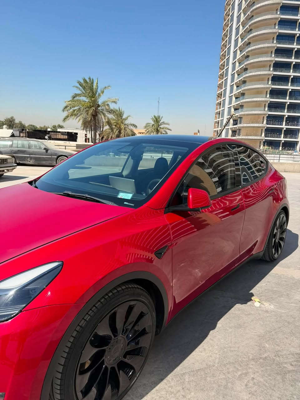 السلام عليكم
تسلا موديل Y performance 2023 عدسة حمرا  

ماشيه 40000كيلو مو ميل 

السيارة مناقصهة برغي

 اون لاين 

الضرر: جاملغ وبنيد وباب وحافة التكمه فقط بيهة صبغ ع كد الضرر  كفاله شواصي ولغود 

السعر 21,500
***********
