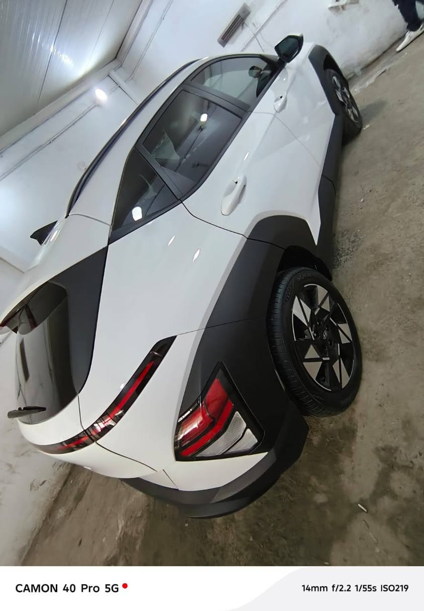 سلام عليكم 
هونداي كونا موديل 2024 بدون رقم
ماشيه 20 الف 
محرك 2000 دوش 
لون ابيض داخلها اسود 
بصمه تشغيل عن بعد 
رادارات توقف ذاتي 
قيادة ذاتيه 
كروز سرعه 
كاميرات 360 درجة 
تحكمات مود درايف 3 
دفع رباعي 
تحكم استيرن 
سياره خير من الله
 
حادثها / حافت البنيد بارد والباقي غراضها نفسهن مشدودات

مكان / حي اور الشعب
سعرها 164 $ وبيها مجال 
للاستفسار ؏ رقم ***********
