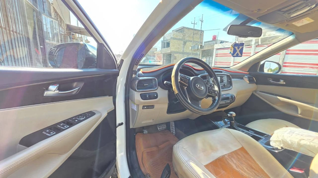 السلام عليكم
سياره سورنتو موديل 2016 خليجي
مشروع وطني 
محرك 6 سلندر
كير ومحرك مكفولات 
السياره مكفوله من الصبغ ما عدا البارد 
بصمه ابواب وتشغيل 
ترحيب ابواب 
3قطع تبريد 
فول تحكم ستيرن 
• السياره خليجي هواي بيها مواصفات 
السياره خير من الله ومال جناي 
• مكان السياره النجف 
● السعر 220 وبيها مجال قليل حق الجيه 
***********
