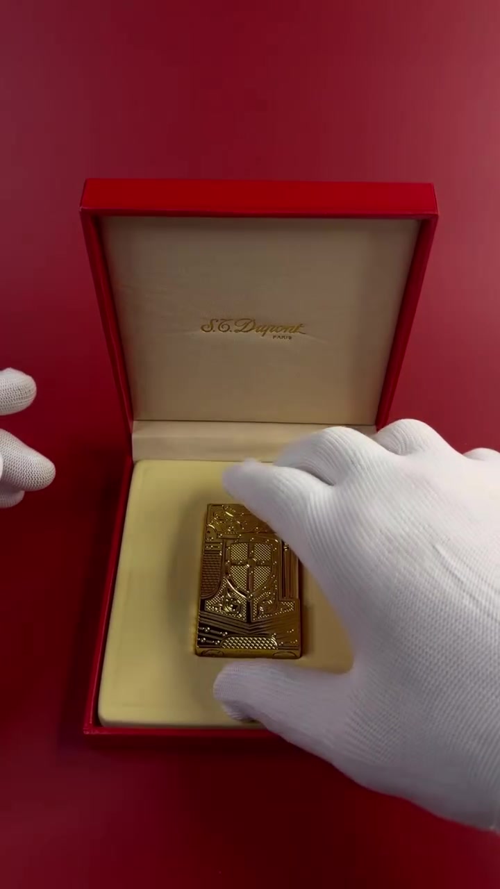 ولاعه فرنسيه فاخره من براند St dupont العريق 🇫🇷🇫🇷
كارت ضمان دولي

نظام غاز وتحكم يدوي

طلاء ذهب gold plated 

الولاعه Master quality premium 

ملحقات كامله

الخاص مفتوح 

وموجود توصيل لكل العراق


**إذا كنت صاحب هذا الإعلان وتريد حذفه لأي سبب، رجاءا أرسل رسالة إلى الدعم الفني**