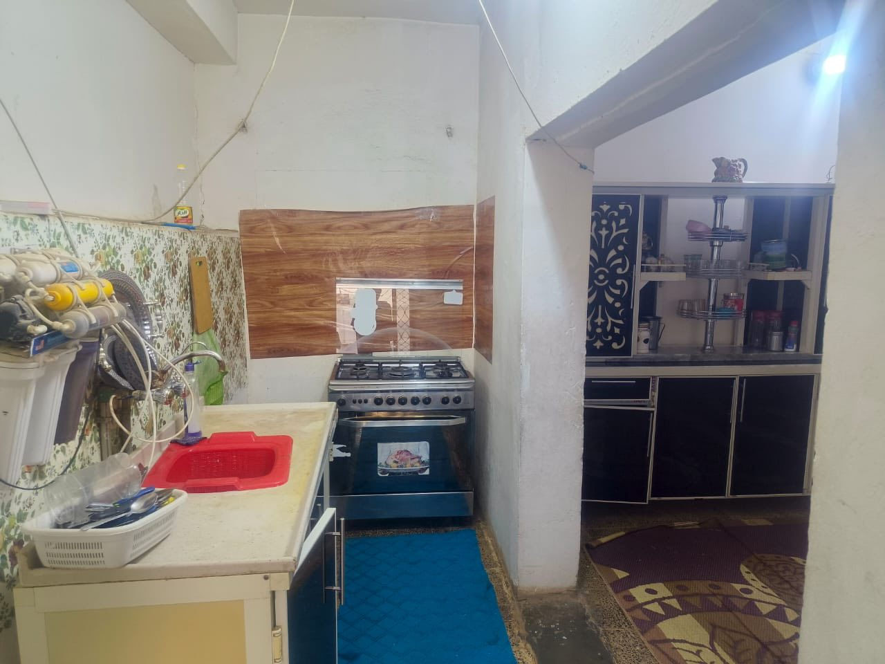 بيت للييع حي الخظراء قرب مدرسة المعتمد على الله  مساحة 200 متر
4غرف الطابق الثاني  عكادة 
 بناء الفينات 
السعر 85 مليون.
للاستفسار اكثر 
 احمد ***********
 
 خالد *********** 
مكتب العباسي للعقار ركن شارع 2000 حي الشهداء
