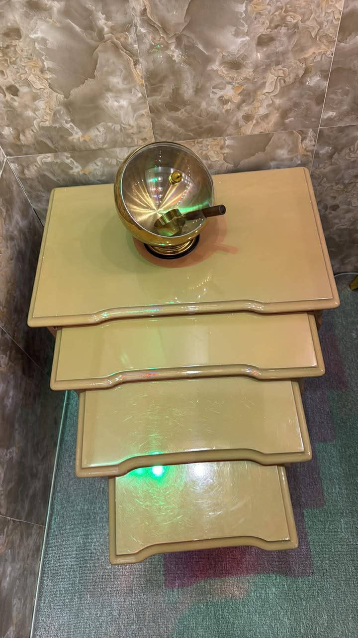 ئەم تەپڵەکە بۆ فرۆشتن تازەیە و سکەشە ئەچیتە ناو یەکا لە کەلارە


**إذا كنت صاحب هذا الإعلان وتريد حذفه لأي سبب، رجاءا أرسل رسالة إلى الدعم الفني**