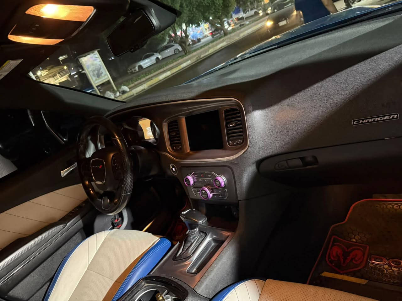 السلام عليكم 
جارجر مديل 2022
جيتي اصل بغداد السعر 245
***********
