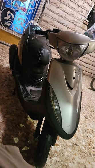 دراجة ماكس عدله جديده بلاديه كلهه شغاله سلف هندر اشاير سكنات مامفتوحه مشي ونهضه كلش جديده شغاله بوشه ٤٩ ابلاديه لايت عالي وناصي دبلات امامي وخلفي شغالات ابريكات امامي وخلفي جاهزة تايرات جلاتين اصليه كلهه اصليه الجزائر ***********.    السعر ٦٥٠
