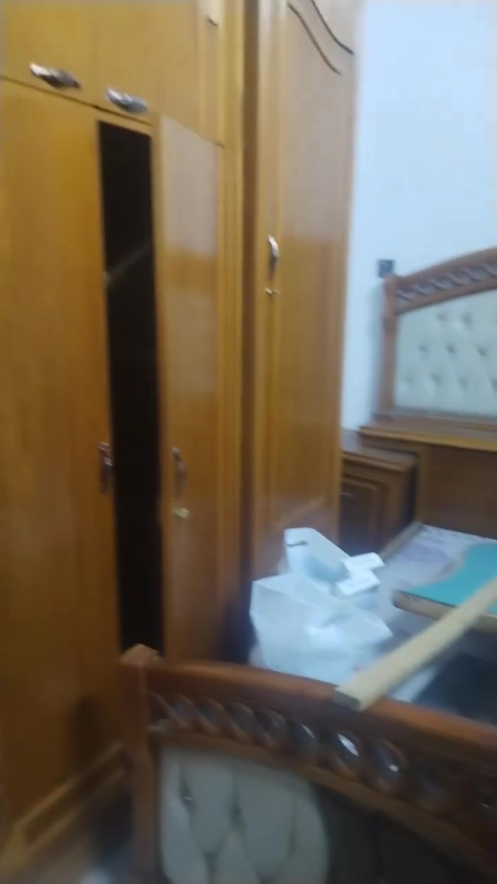غرفه نوم للبيع السعر 1500
وبيها مجال 
مكاني حي صدام 
رقم صاحبها، 
***********
بي واتساب
