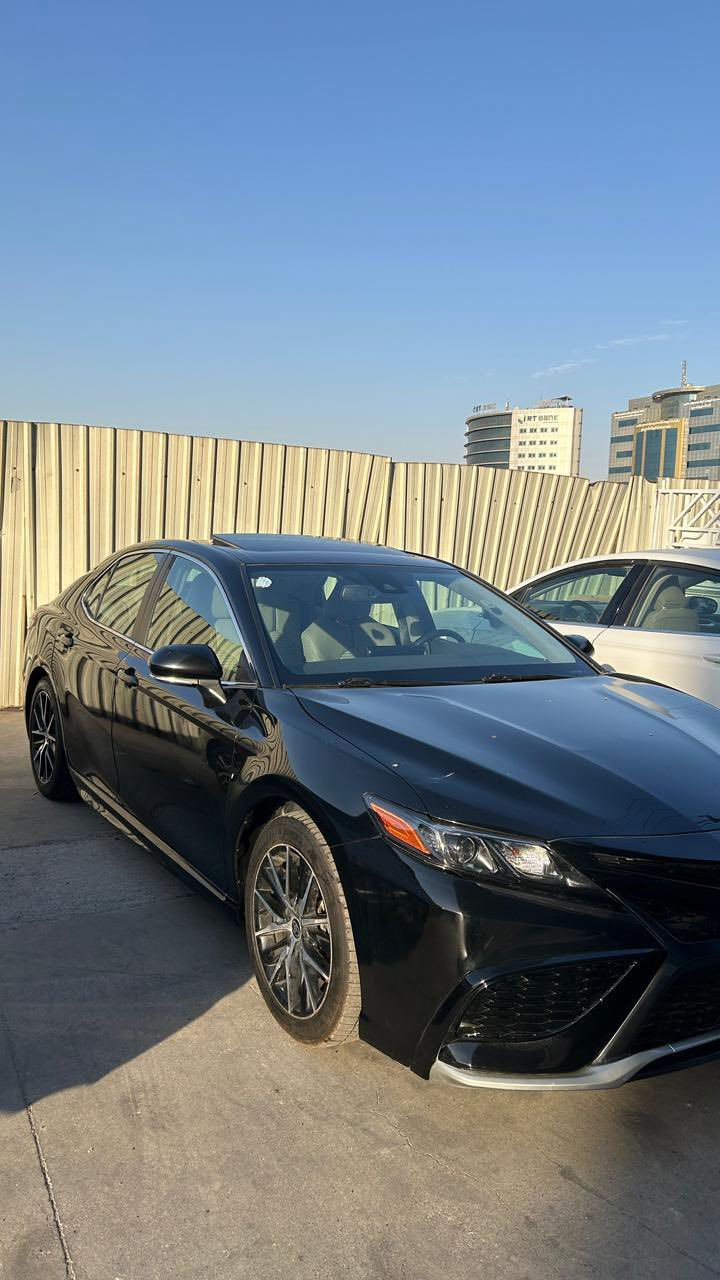 حادثها جداً بسيط 
وبيها كلير بالجاملغ الخلفي من امريكا 
ماشيه 53 الف مايل 
تصليح درجه اولى 
السياره جداً نضيفه بدون شخوط بدون رصعات 
مرقمه اربيل 
سعرها 213 
بغداد 
***********
