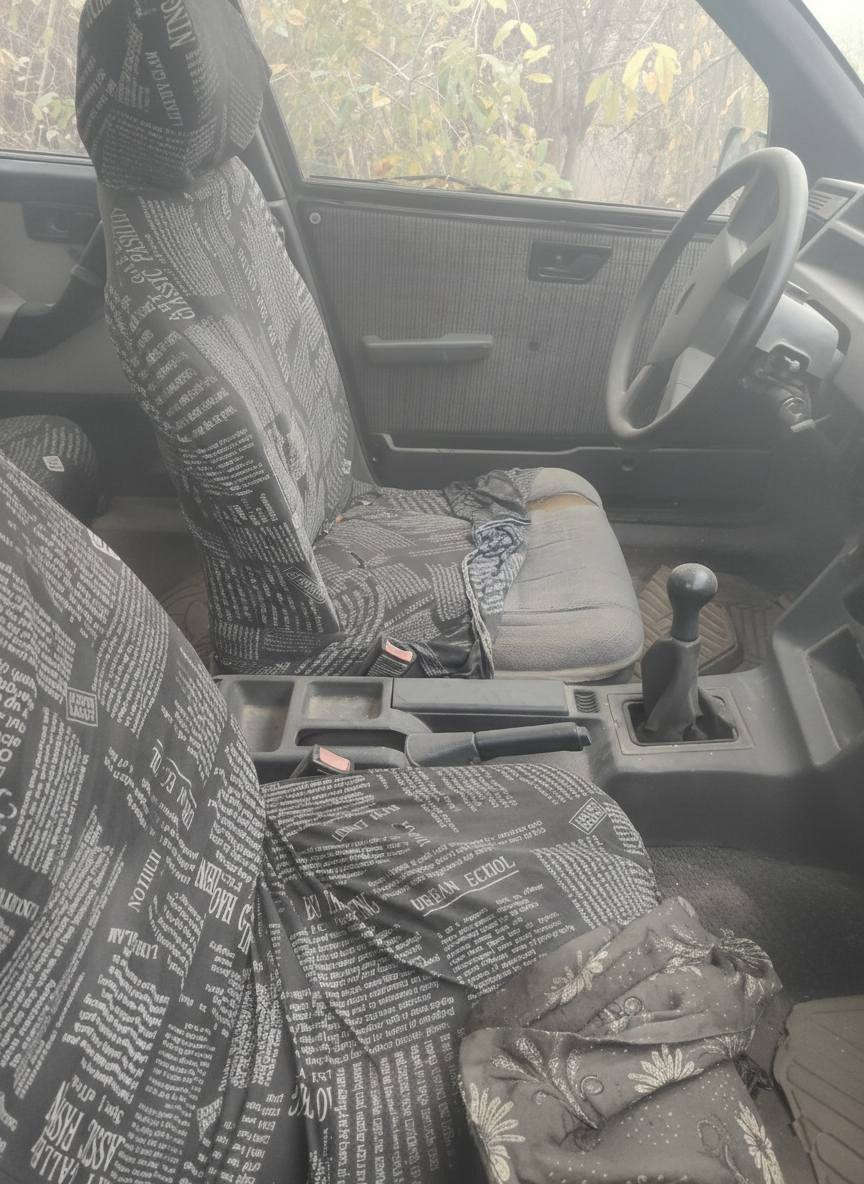 السلام عليكم للبيع سيارة فيات تيمبرا موديل 1992 لون ماروني الرقم منفيس المكان كركوك للعلم السيارة تمشي ما بيها اي شي بس متروكه صارلها 3اشهر السعر 10اوراق وبيها مجال للاستفسار***********
