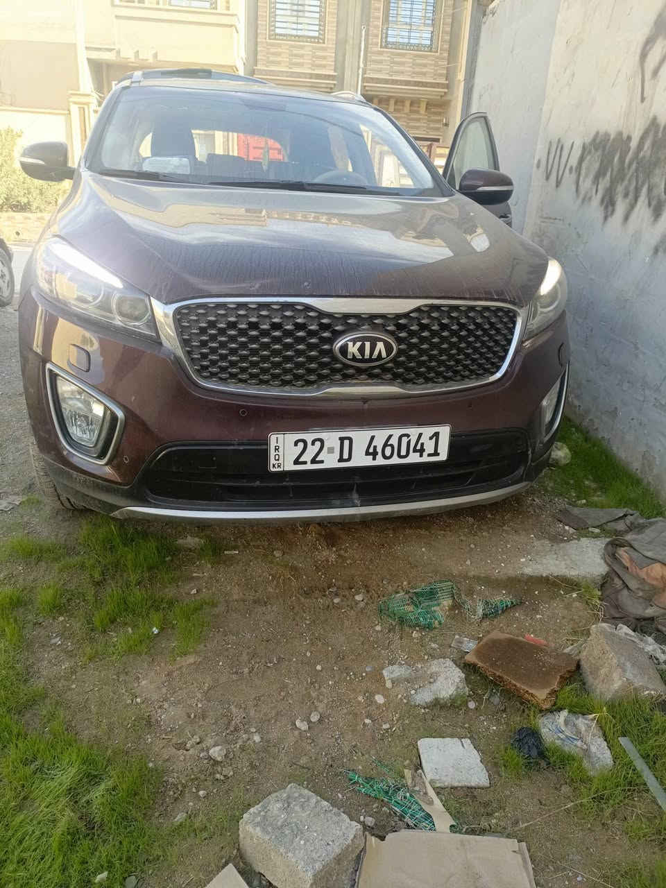 كيا سورينتو 2016 اللون بيذنجاني 6سلندر محرك 3500 بصمه بدون سلايد سبعه راكب ماشيه 86كم حقيقي السيارة جديده كلها وضع بلادي السعر 215$ ومجال بسيط للشراي  مكان السيارة حي المزارع مدخل جامع القادر للتواصل الاتصال على الرقم مامتواجد عالماسنجر 
***********
