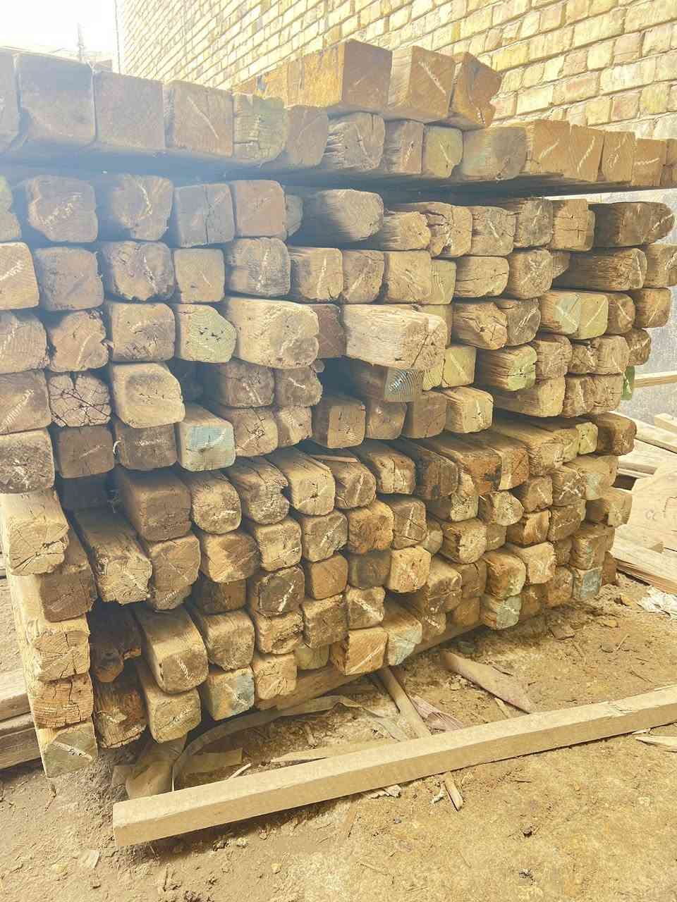 السلام عليكم 
سير طول ٣متر وسير طول ٤متر 
عنوان حله:هاتف 

‭٠٧٨٠ ٠١٠ ٧٨١٨‬
