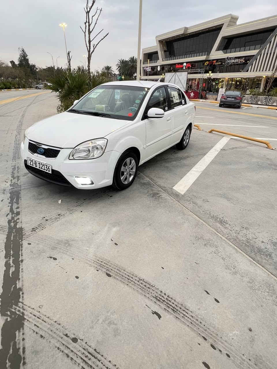 سلام عليكم عندي كيه ريو ٢٠١٢  خليجي   رقم سليمانيه شرط تحويل بسمي  داخل بيجي بدون حادث تخم تاير صدر امامي خلفي كلهه جديد بيهه شبر بارد وشبر صبغ سونار مرفوق بل منشور سياره احله من صور مال جناي  مكان ديالي بعقوبه ***********
