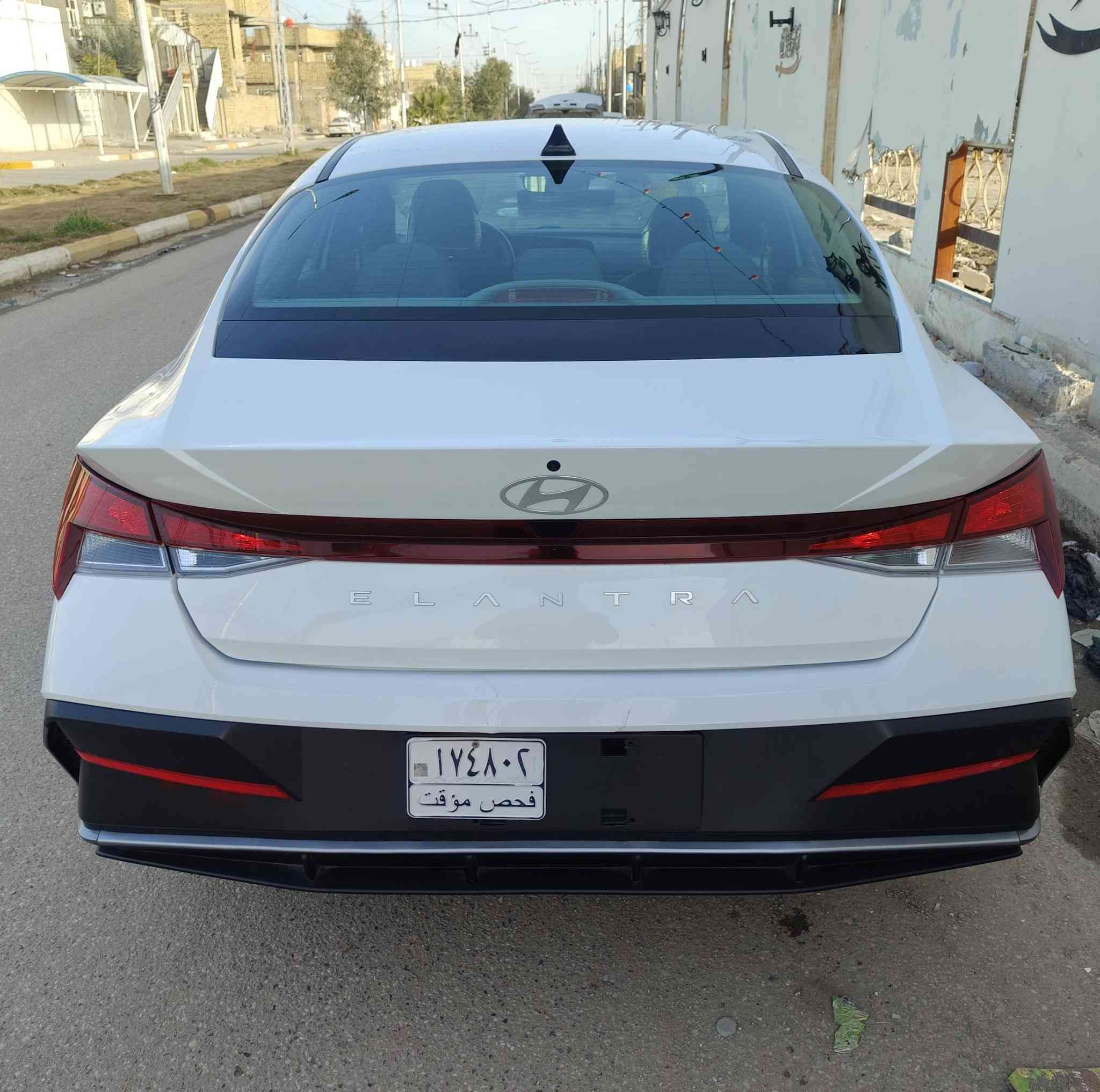 هونداي النترا موديل 2024  حره بدون رقم  وارد امريكي كفاله عامه بدون حادث بدون ارباك فقط الدعاميه داخله  مواصفاتها لايت زنون وتحكم استيرن جهتين ومثبت سرعه قيادة ذاتيه تحديد مسار توقف تلقائي وكامره دواره شاشه كار بلي ورادار جانبي وانظمة قيادة ودسك امامي وخلفي  محرك 2000 دوش سعر 155
للاستفسار *********** مكان سياره ناصريه مركز
