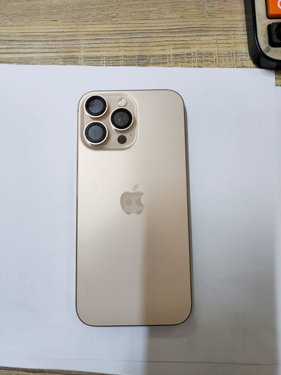 ايفون 16 برو ماكس ذاكره 256 بطاريه 100 عدد الدورات 193 السعر (1.400.000) ***********
