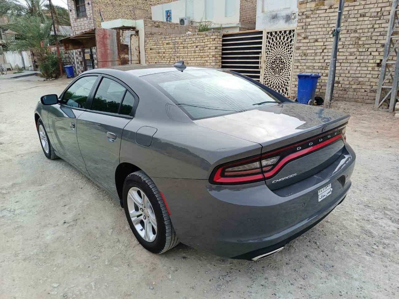 الموديل .2023🪬 اصل 

               (الاصدار الاخيرررر)

              اللون . سمنتي مميز 🩶

المسافة المقطوعة 45 mi فقط وظع الوكالة

حجم المحرك 3600

(كفاله السياره)

مواصفات السيارة ..

-كامرة خلفية دوارة HD

-لايتات زنون وكالة

-تشغيل عن بعد 

-كشنات حضن مع تحكم كهرباء

-حساس خلفي

- بلوجكترات زنون لد امامي 

-شاشة كبيره مع نضام GPS

-مري جانبية هيتر مع عاكس الضوء

-نضام USB- كامل 

-تبريد قطعتين

-بصمة ابواب 

( فحص باسمي اني المستورد بدون رقم تترقم جميع المحافظات)

مكان السيارة الديوانية 🫵

اي استفسار الاتصال. متوفر وتس اب 

📞‏‪‏‪***********‬‏
