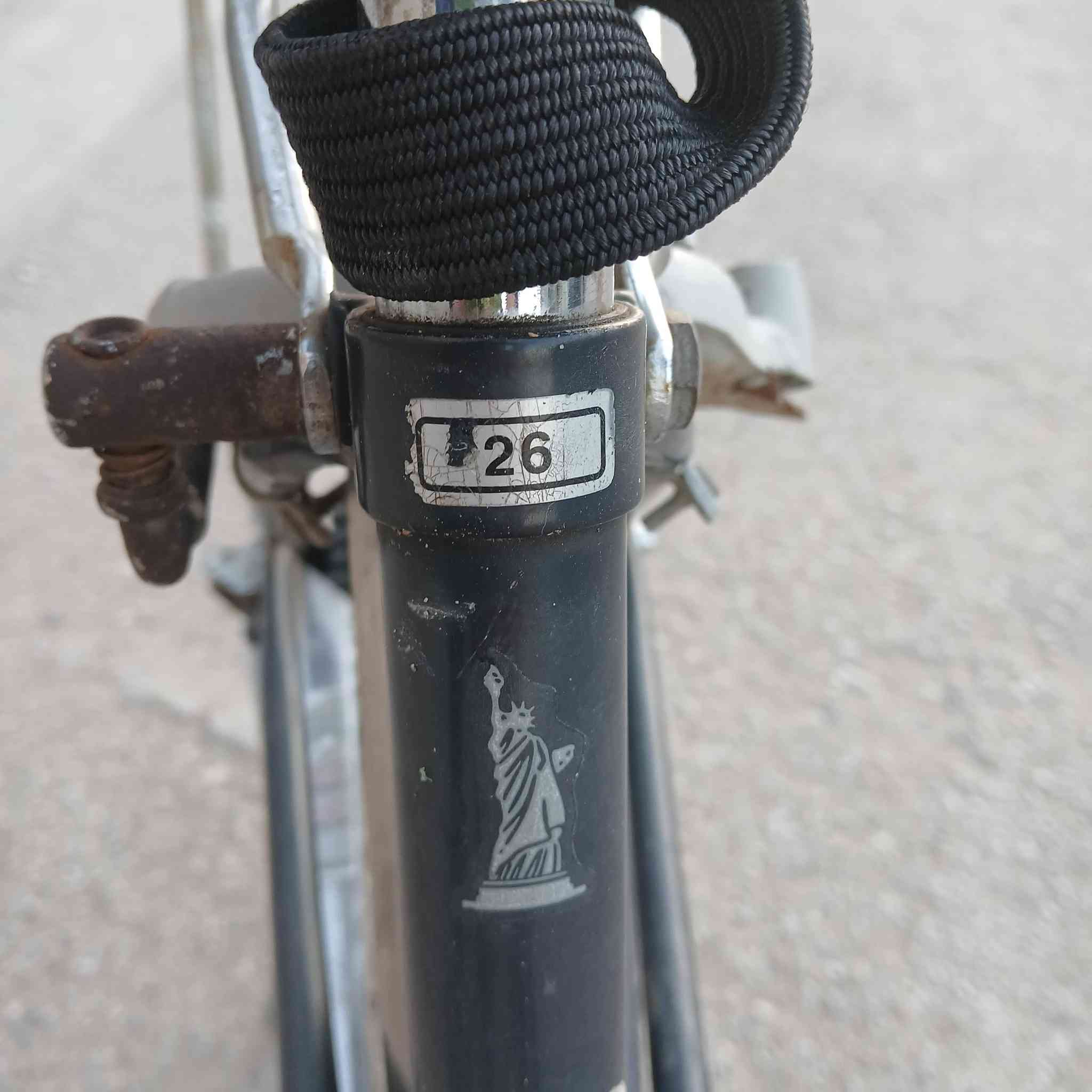 سلام عليكم بايسكل بناتي حجم 26 البيع باله
تايرات جدد بريك خلفي امامي جديد
داينمو جديد بايسكل نظيف حيل  فقط سرج
بايدر كله كامل 
سعر 85 الف
رقم واتساب 
***********
