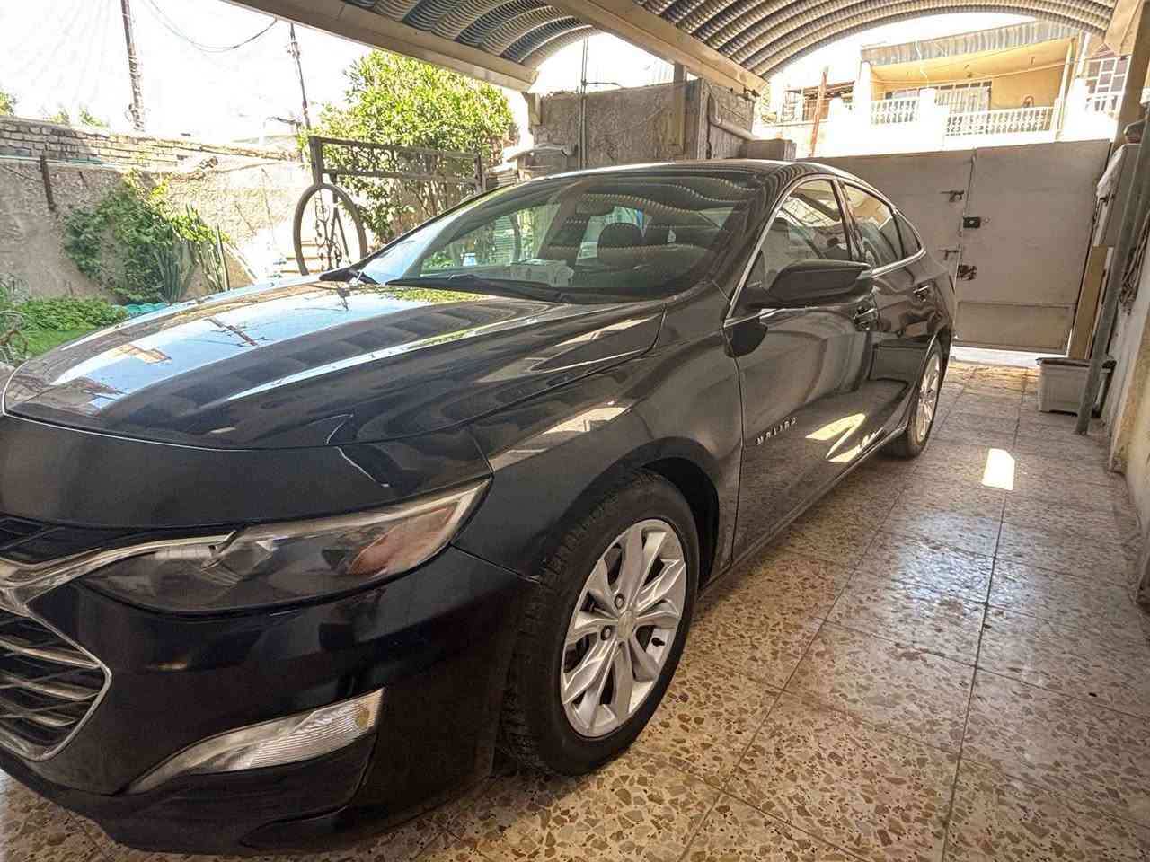 موديل ٢٠٢٠
رقم سليمانية بأسمي
محرك ١٥٠٠ توربو.. يعني اقتصادية كلش
صرفها ٨.٥ لتر لكل ١٠٠ كيلو
وبداخل المدينة ٧.٥ لكل ١٠٠ كيلو
كير/ مكينة/ كهربائيات/ صدر/ كله مكفول
تشغيل عن بعد
تبريد قطعتين ثلج
كروس سرعة
شاشة كبيرة ١٠ انج كار بلي
تدفئة كراسي
جامات مبطنة بدوائر مظلله.. يعني تكسر الشمس  وما يكدر المرور يحاسب عليها  لان مو تظليل.
السيارة بلادية كلشي متصرف عليها غير بانزين ودهن


**إذا كنت صاحب هذا الإعلان وتريد حذفه لأي سبب، رجاءا أرسل رسالة إلى الدعم الفني**