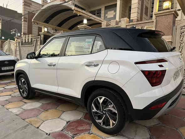 هونداي كريتا موديل 2025 خليجيه فول مواصفات بصمه   بانوراما ماشيه 5000 
السعر 170 ورقه مكاني المشتل حي المعلمين ***********
