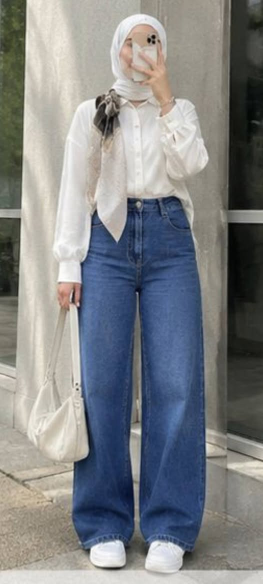 👖✨ الجينز اللي يناسب كل إطلالة!

💙 قصة واسعة تعطي راحة وأناقة بنفس الوقت، وتناسب مختلف الإطلالات.

📏 القياسات : 40-42 .
✨ خامة ممتازة وجودة عالية.
🚚 توصيل لجميع محافظات العراق.
📩 للحجز والطلب راسلينا على الخاص.

📱 تابعونا على إنستغرام: @vel_ou2 🤍


**إذا كنت صاحب هذا الإعلان وتريد حذفه لأي سبب، رجاءا أرسل رسالة إلى الدعم الفني**
