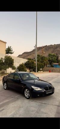 بي ام دبليو ٥٢٥i • ٢٠٠٤ • ١٥٠ الف كم