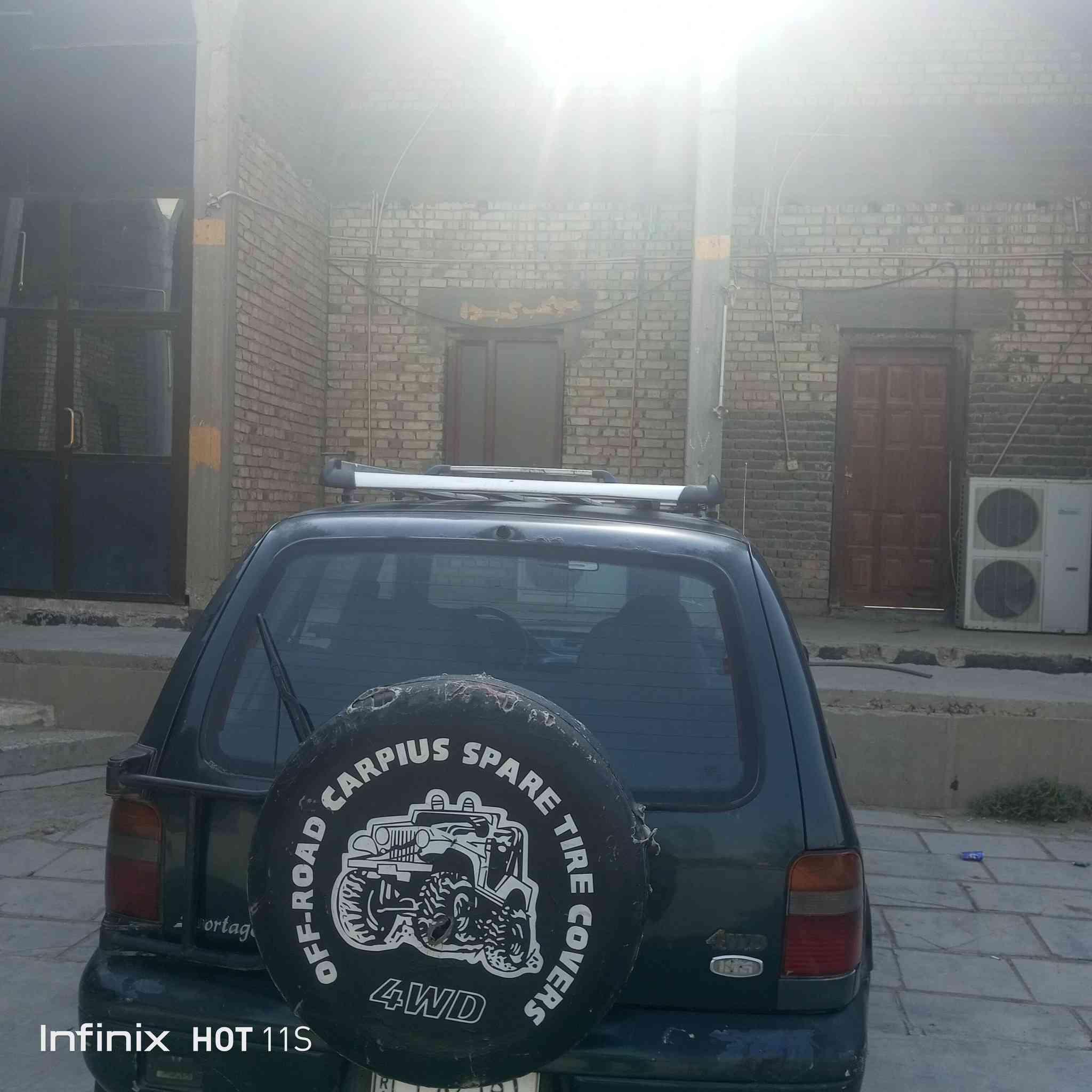 سبورتج موديل 94 سيارة بيها خيط بخار كشر بلادي حلو داخل نظيف 38 وبيها مجال رقم بغداد العنوان قرب شقق ***********بسمايه
