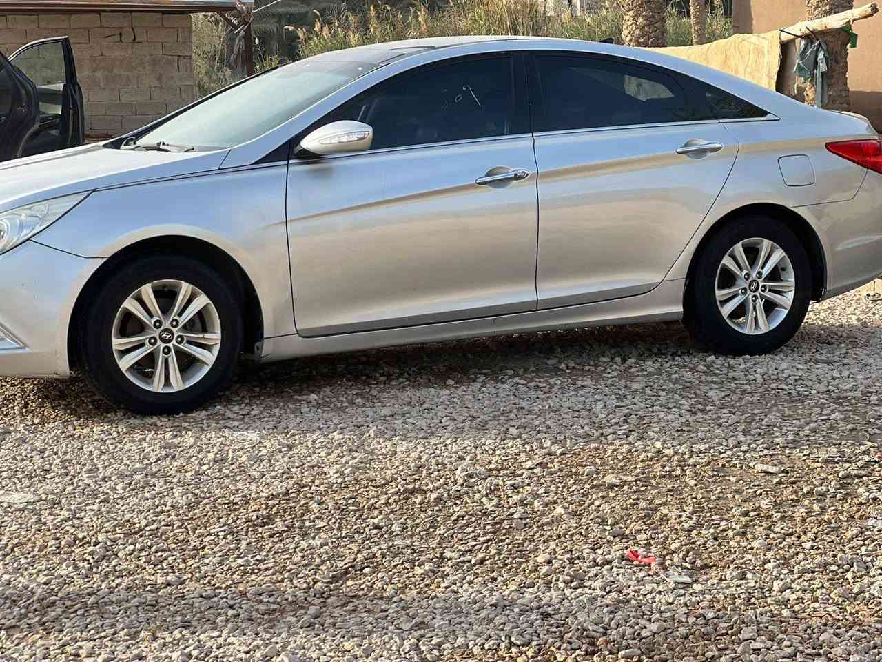 للبيع فقط بدون مراوس دخول جديد سوناتا موديل 14 كص جنطه فول فول بنراما بصمه كشنات كهربائي غاز بلادي مكينه كير حداده كهربائيات كله شرط تبريد ثلج سياره بوضع الشركة متؤمه طبق الاصل شرط الحاسبه السعر 52بيه مجال الشراي يتصل وبخدمته ***********
