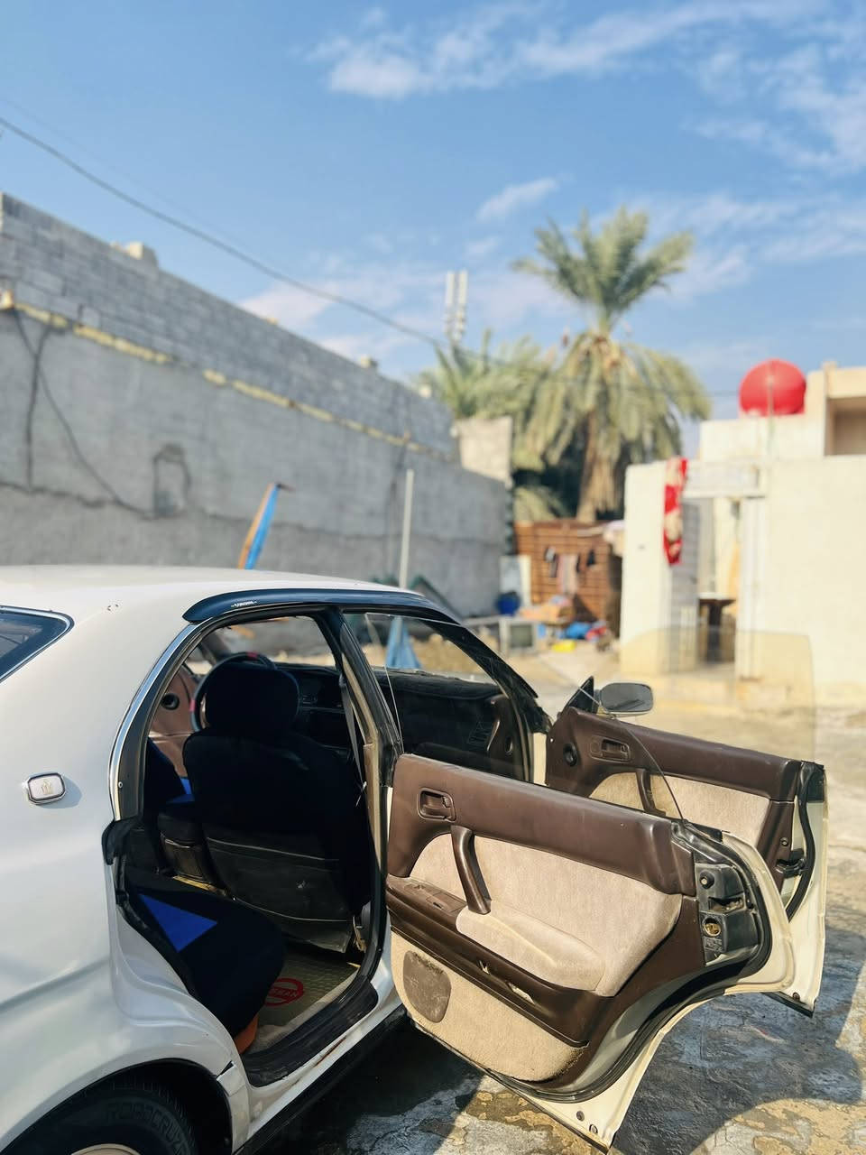 سلام عليكم بطة البيع متصل مصبوغة جمالية 
رقم بصرة الجديد سنوية 2027تنتهي
مكفولة من الكص ونقل  كير ومكينه  نغل جثة كهربائيات كلها شغاله +تبريد ثلج شغال  مكينه
 VVT-i
السعر57 مجال بسيط البصرة كرمة علي /***********
