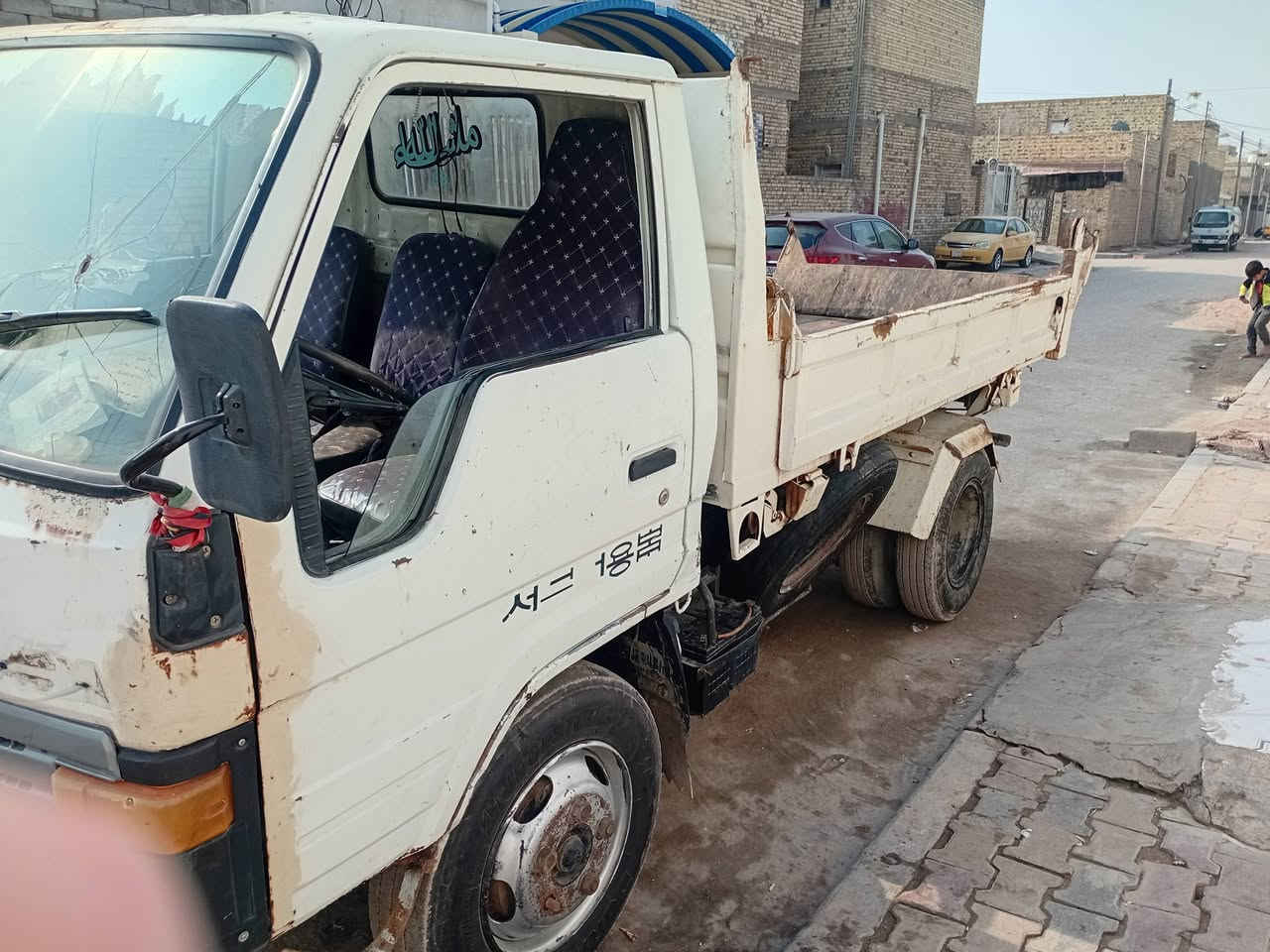 تيوتةللبيع داينا قلاب بلادي دبل شاصي معلاية 2000السعر 50 بية مجال قليل مستعجل على البيع 
***********
