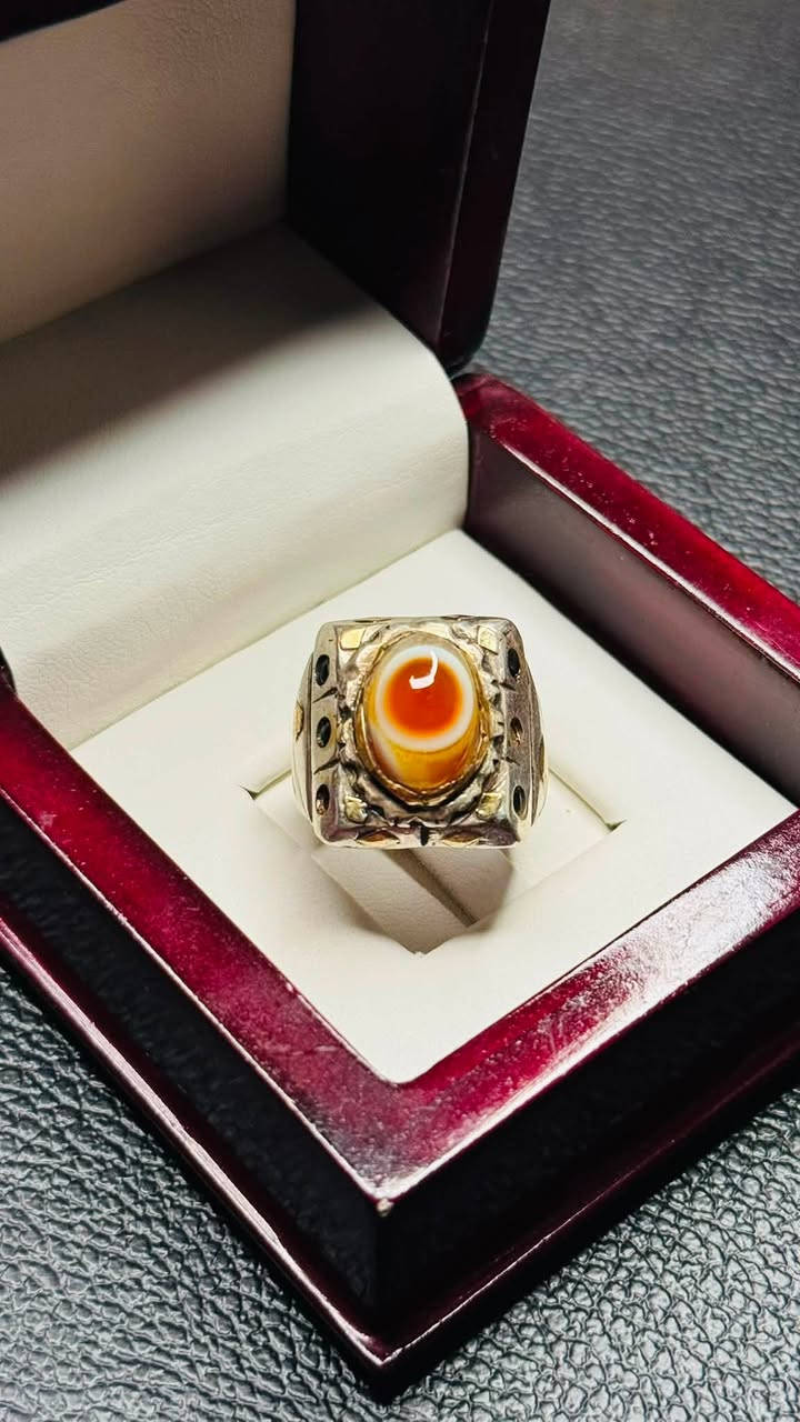 سليماني هندي أصلي 💍

تطعيم ذهب عيار 21
صياغة يدوية الفضة 1000

السعر راسلني خاص رجاءً

يوجد توصيل جميع محافضات العراق
للتواصل واتساب : ***********⁩⁩⁩⁩⁩
