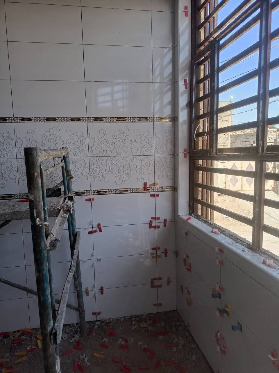 سلام عليكم خلفه سيراميك متفرغ حالياً
***********
