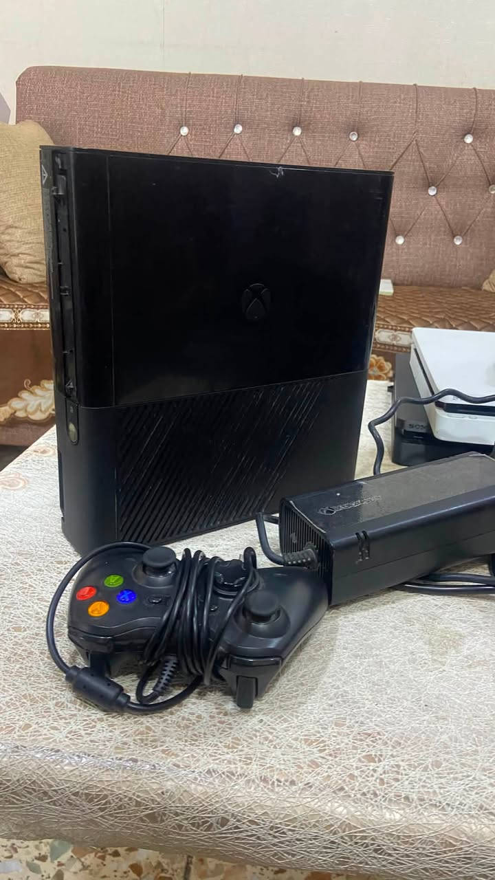 اكس بوكس 360 مهكر سوبر سلم
الجهاز كفره مو مرتب بس الجهاز نضيف وصامت وكلش خفيف 

طبعا مهكر ويحتىي على 100 لعبه قويه وممكن تضيف اكثر 

كامل ملحقاته جوجستك ومحوله وكيبل اج دي 

السعر 85 

مكاني حله واكو توصيل  🚚 

*********** وتساب
