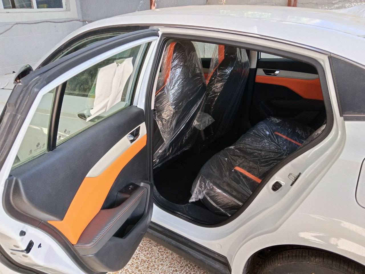للبيع دونك فينك شاين موديل 25 زيرو ما ماشيه منفيس باسمي السعر  120 وبيها مجال قليل ***********
