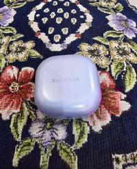 Samsung Galaxy buds pro للبيع السماعة نظيفة كلش مع كامل ملحقاتها  -نظا...