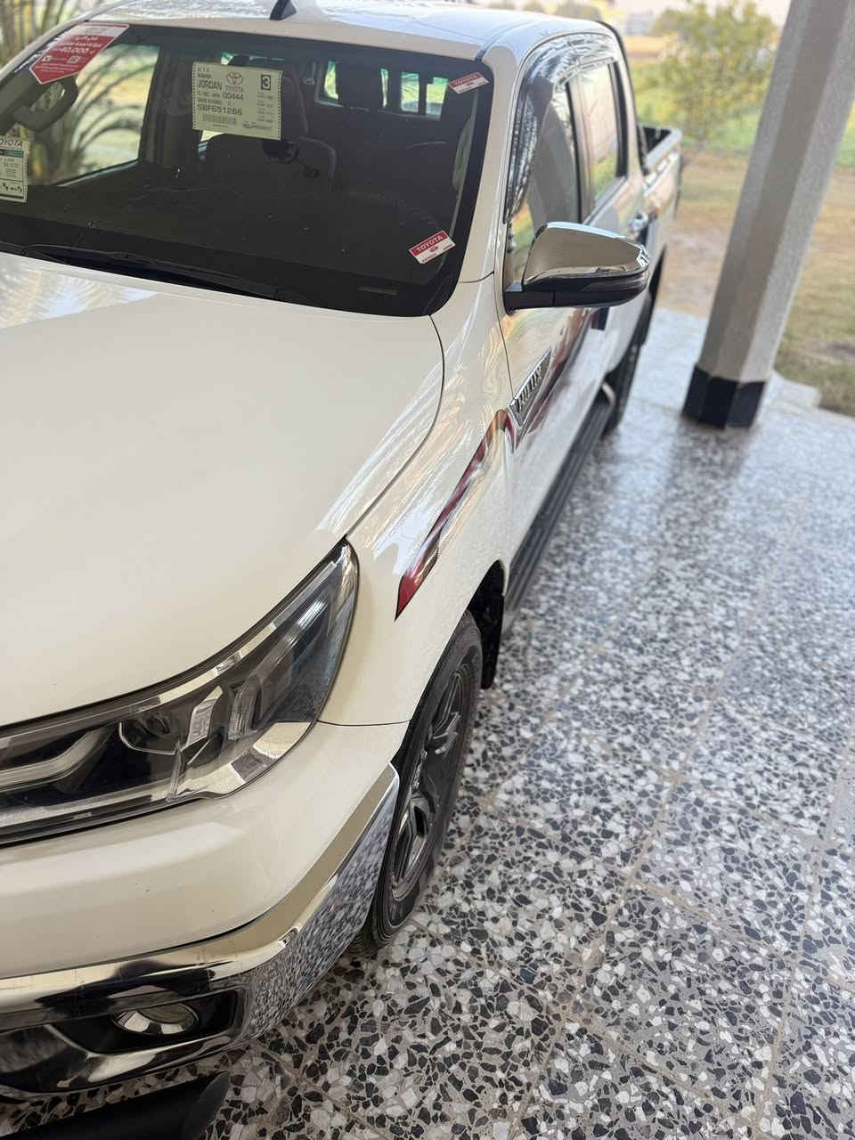 يالله السلام عليكم 
للبيع تيوتا هايلوكس ٢٠٢٢ ساز 
رقم بغداد مميز
ماشيه 90
مكفوله كفاله عام حتى من زلغ او رصعه شرط سونار
—— المواصفات——-
مري شفط
حساسا امامي خلفي 
كشنات تدفئه تبريد 
كامره
شاشا 
قطعتين تبريد 
كروز سرعه 
مثبت سرعه
مانع نزلاق
بنيد جگات 
٦ سماعات 
بصمه 
باقي المواصفات معروفه ساز فول

العنوان بغداد ناحية الرشيد 
***********
