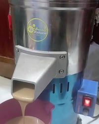 عمل راشي بسمسم عراقي وبدون اضافات  سعر الكيلو 8000 نص كيلو 4000 078224...