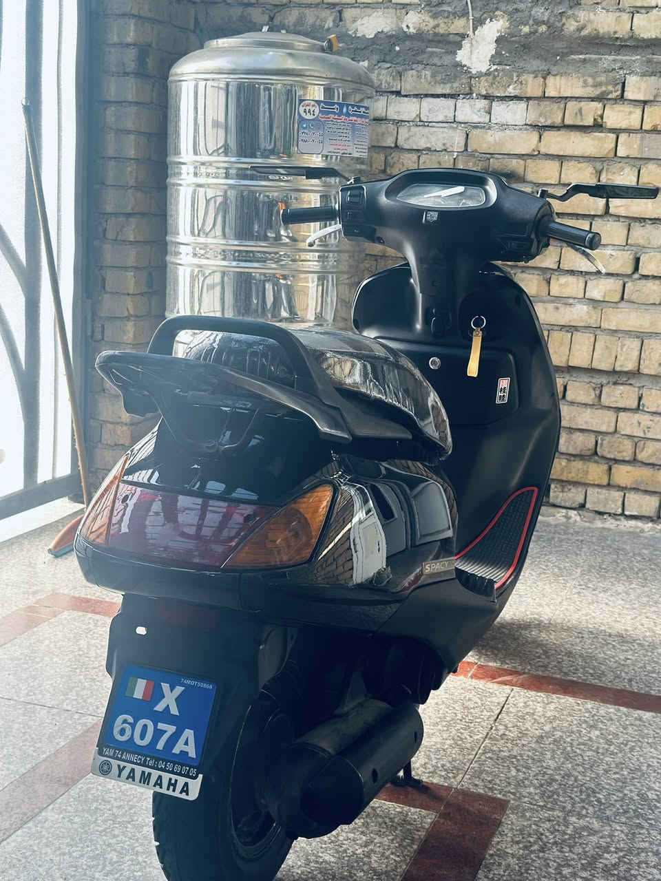 دراجه سبيسي مفوله للأخير فول نضافه كهربائيات كلها شغاله مكينه ناعمه كفرات تجاري والاصليات موجودات وبيهن جراد قليل والدراجه احلا من الصور للاستفسار الاتصال ***********
