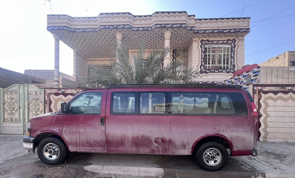 السلام عليكم سفانا 2007 خليجي داخل عسلي مكينه 6100 قبل يومين شديتها بعدني ماطالع بيها كير جديد حداديه تخم تاير برجستون مصبوغه عام جماليه السعر 110 وبيها مجال لا ضربه ومكفوله اي استفسارخاص اۇ اتصل ***********
