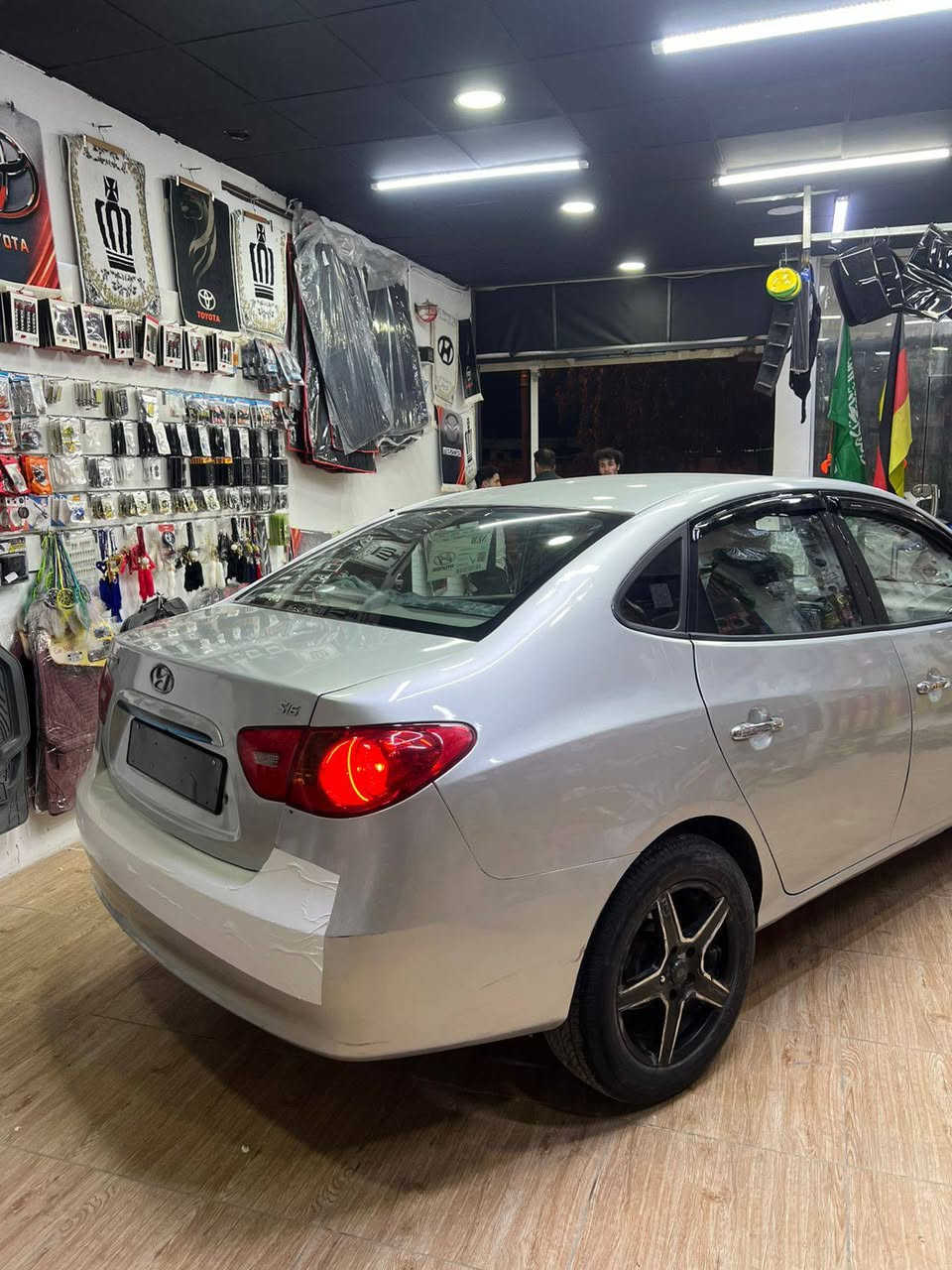 مودیل 2007 کوشن هیتەر سوکان فۆلیۆم تەنزیل شاشە سبوخ عامە کامل جاهیزە شوین حاجیاوە سحر 44 مجالیکی کەم
***********   واتس ئابی لەسەرە
