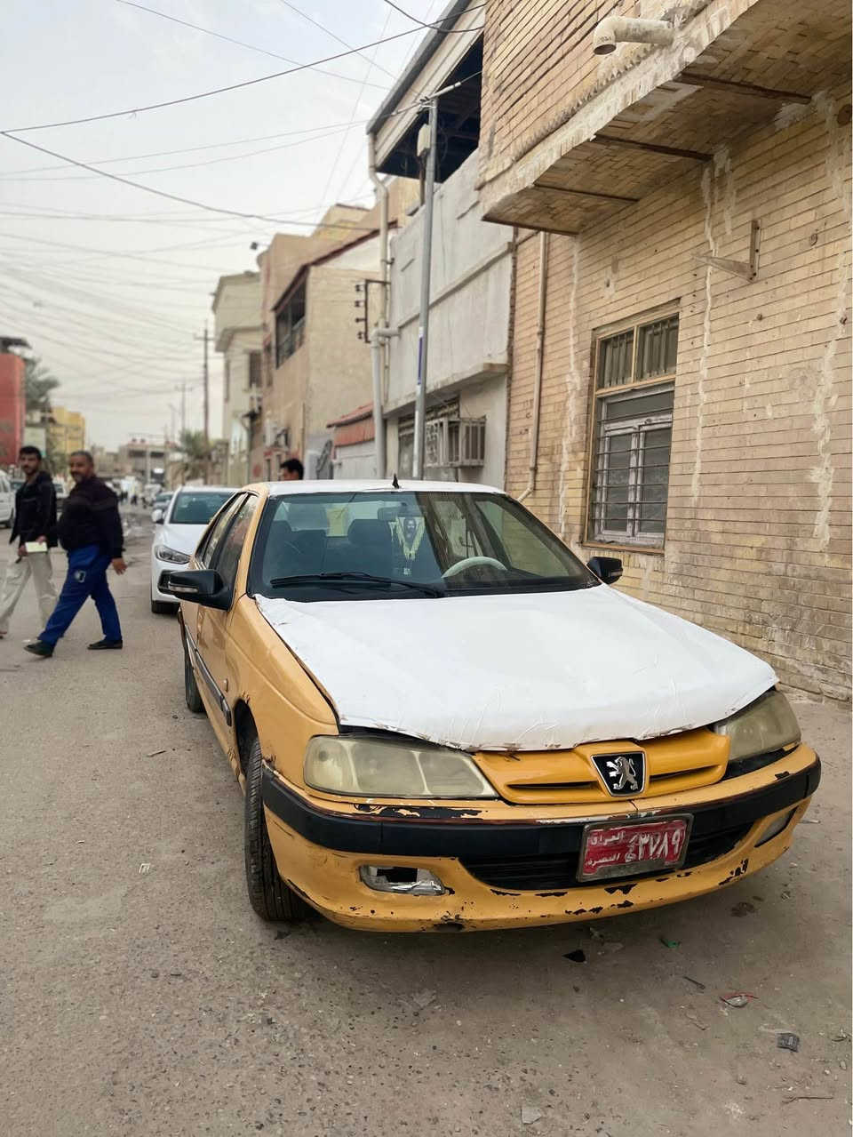 سلام وعليكم سياره بيجو بارص للبيع سياره مكينتها مال بيجو فرنسي توها مشدوده سنويه منتهيه بل 19 راعيها موجود بيتهم بل قبله ولكشر شوفت عينك ودواخل جديده كيرها حلو سعرها 13  للتواصل *********** مكاني بصره القديمه البصرة, العراق
