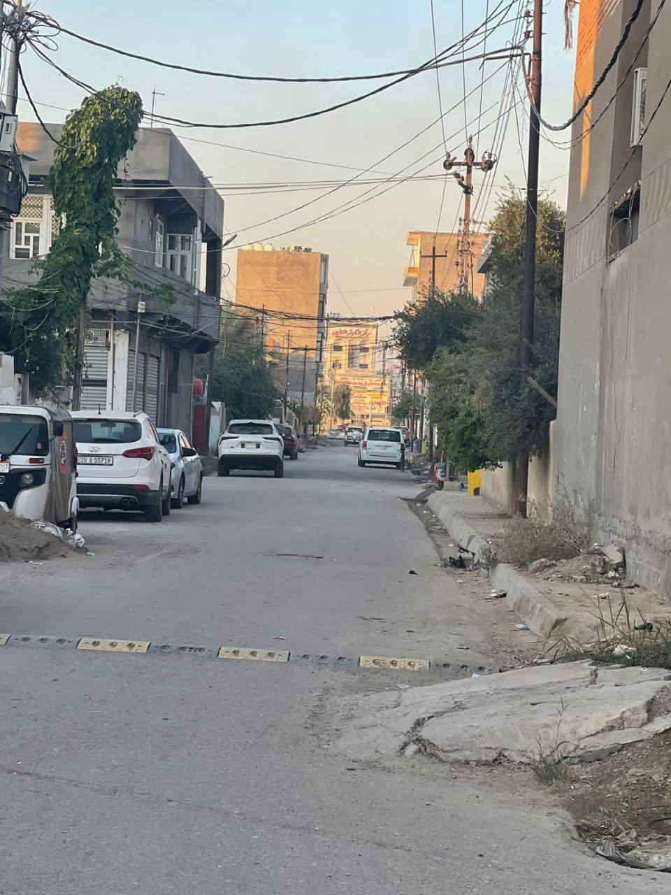 قطعة أرض ركن  للبيع  (طابو صرف)ك في موقع مميز في بعقوبة حي المصطفى  (سبعة نيسان) قريب على كلية التربية الأساسية خلف شركة الوسيط ومول الياقوتة. 

المساحة / 185 متر.

الواجهة/ 10.3 متر
النزال/18 متر.

تقع على شارعين خدمات كاملة.
للاستفسار الاتصال على الرقم /***********
