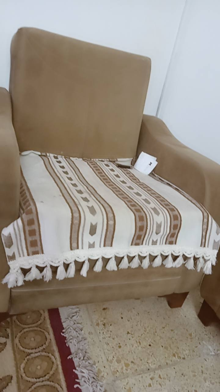 السلام عليكم 
تخم تركي ٧مقاعد نظيف جدا 
سرير مخزن  مع الجراجف  هديه  سعرها ٤٠٠ وبي مجال للشراي  مكانه العامريه بغداد


**إذا كنت صاحب هذا الإعلان وتريد حذفه لأي سبب، رجاءا أرسل رسالة إلى الدعم الفني**