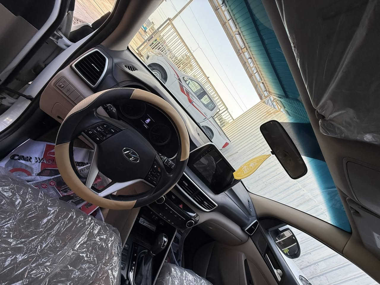 توسان 2020
جيكي 
مكفوله
بصمه
كشنات كهرباء
تحكم جهين اسبورت ايكو نورمن
شاشه جبيره
كامره اشاره ترحيب مري شفط
واسط العزيزيه
***********
*********** سعر 200 وبيه مجال
